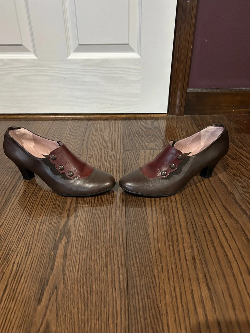 BeautiFeel womens Burgundy and Brown Oxford-Style Lace Button Shoes pump heel 10